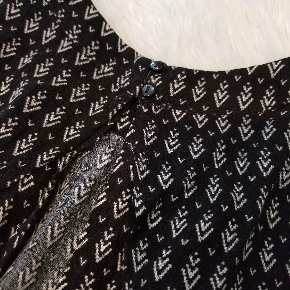 $5 sale! NWT Black Boutique Romper - Picture 3 of 6